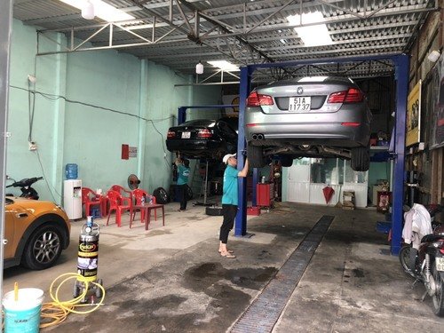 sửa chữa xe BMW Tân Bình