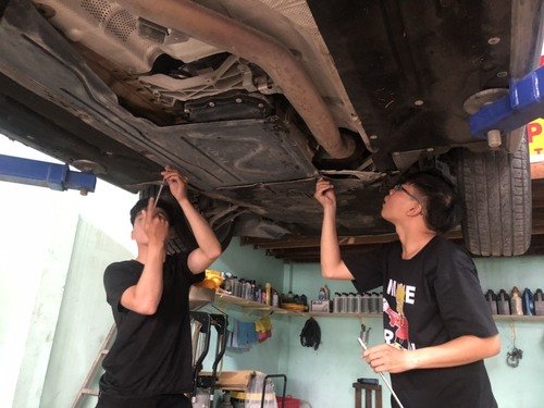 sửa chữa xe Mercedes Tân Bình