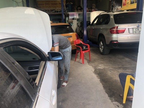 sửa chữa xe Mercedes Tân Bình